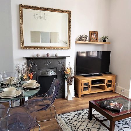 Beautifully Renovated 2 Bed Flat - Close To Beach Apartment เซาเทนด์ ออน ซี ภายนอก รูปภาพ