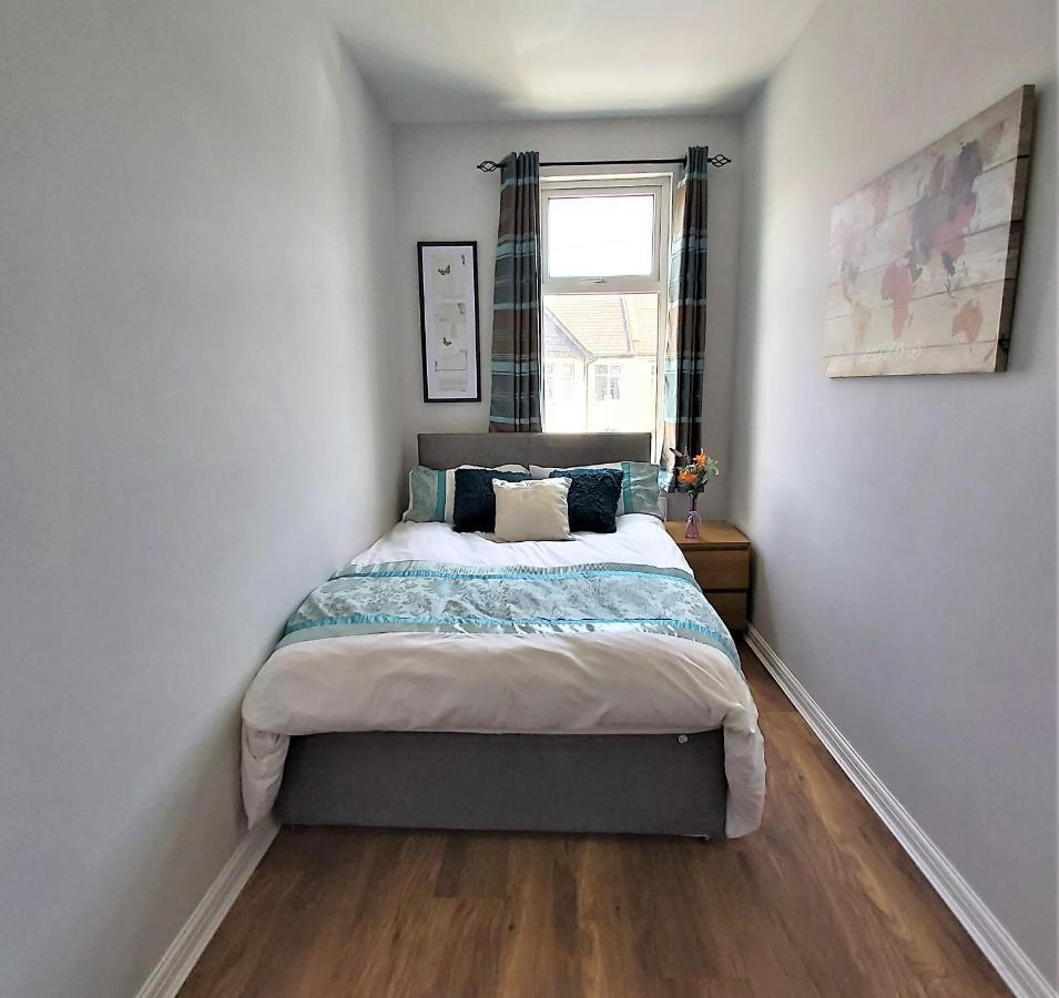 Beautifully Renovated 2 Bed Flat - Close To Beach Apartment เซาเทนด์ ออน ซี ภายนอก รูปภาพ